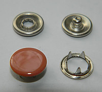 Кнопка рубашечная 9,5мм Закрытая в Курске