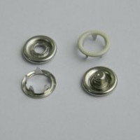 Кнопка рубашечная 9,5мм Открытая в Курске