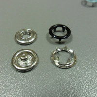 Кнопка рубашечная 9,5мм Открытая в Курске