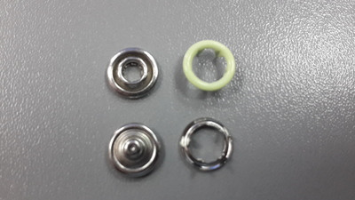 Кнопка рубашечная 9,5мм Открытая в Курске