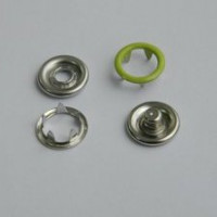 Кнопка рубашечная 10,5 мм открытая в Курске