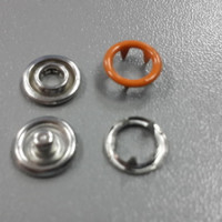 Кнопка рубашечная 10,5 мм открытая в Курске