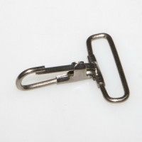 Карабин металл шир.40мм (2.4мм)