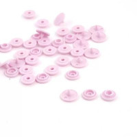 Кнопка пластик в Курске